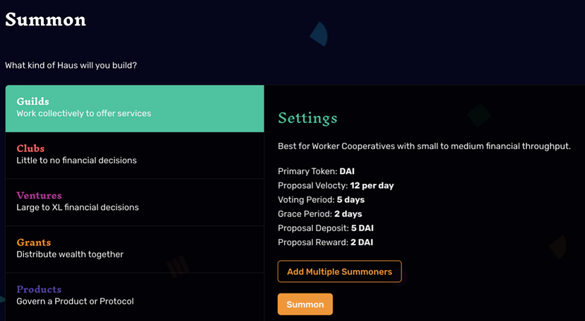 Imagem mostra uma plataforma onde é possível configurar como funcionará a sua DAO